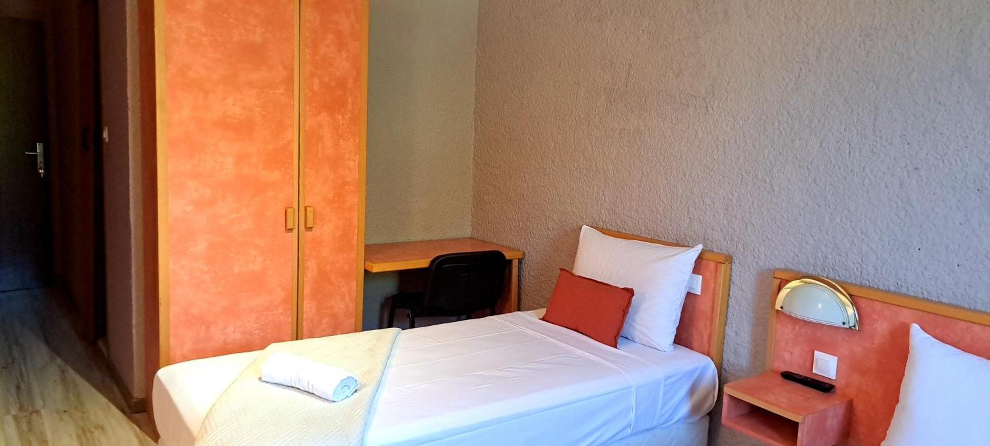 Les Alizes Hotel Le Pouzin